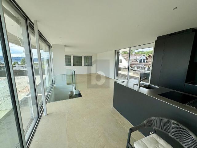 WONDERFUL VISIBILITY AND LARGE TERRACES