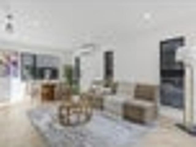 Wonderfully Presented Boutique Designer Homes !