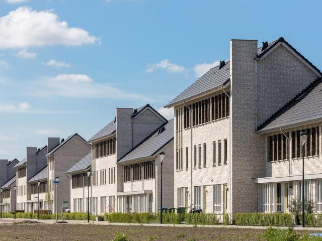 Wonen omringd door groen, met de stad in de buurt