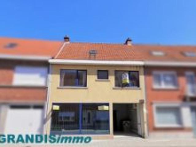 WONING CENTRUM ZELE 5SLPK 2BADK 2KEUKENS STADSTUIN