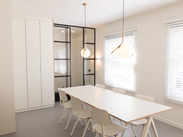 Woning aan de Azaleastraat te Amsterdam