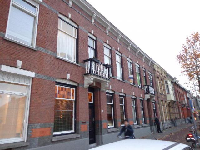 Woning aan de Brugstraat te Roosendaal