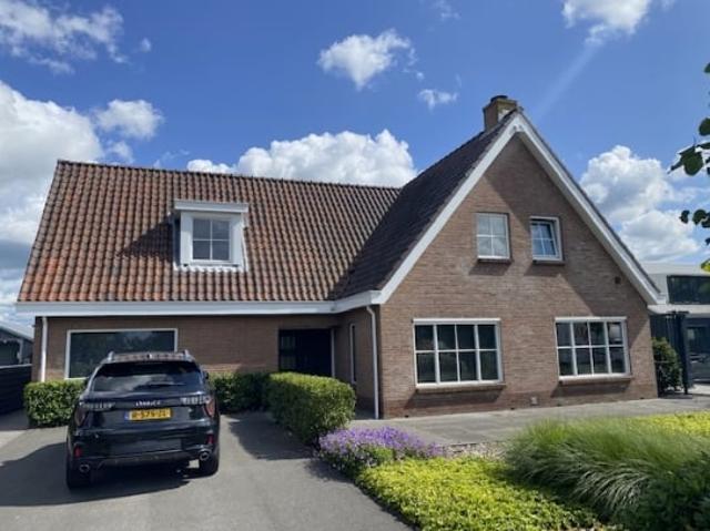 Woning aan de Heermanszwet te Rijsenhout