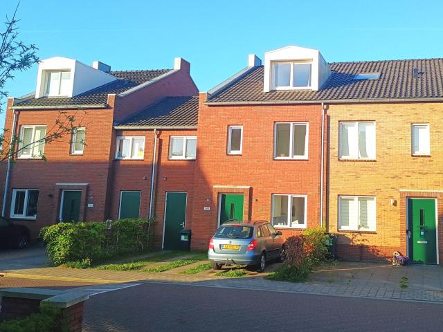 Woning aan de Leliëndaal te Diemen