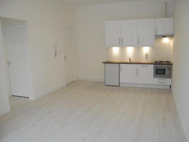 Woning aan de Pletterijkade te Den Haag