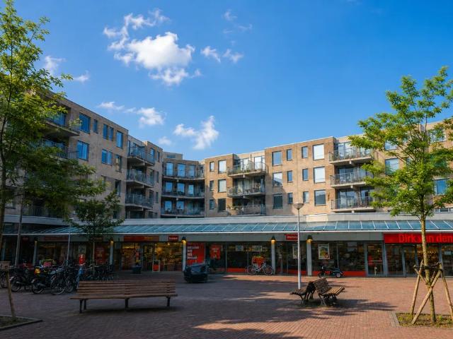 Woning aan de Van Ollefenstraat te Amsterdam