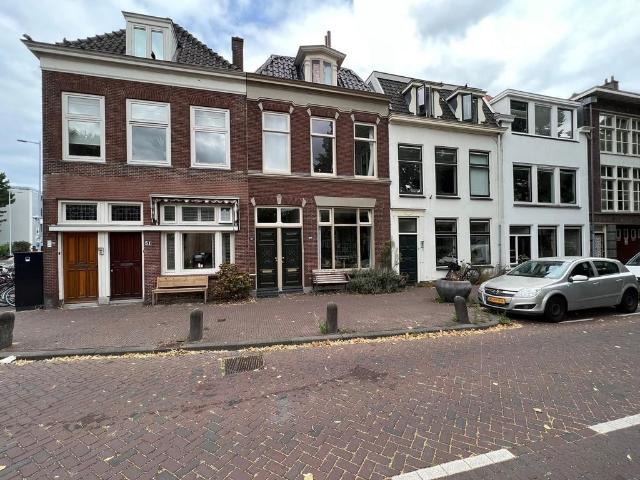 Woning aan de Weerdsingel W.Z. te Utrecht