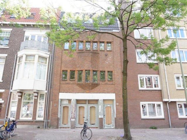 Woning aan de Weteringplein te Den Haag