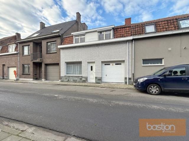 Woning in het centrum van Marke met 4 slaapkamers