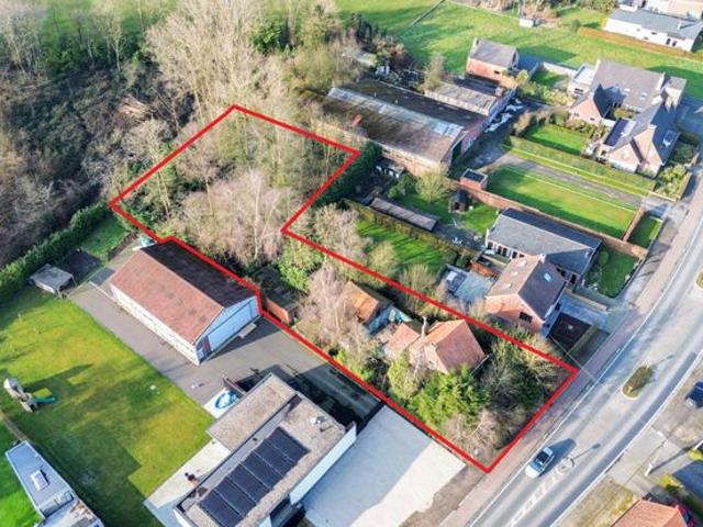 Woning, open bebouwing, op perceel van 2304 m², Torhout