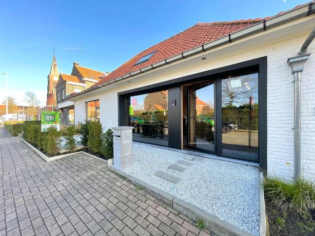WONING MET COMMERCIEEL GEBOUW