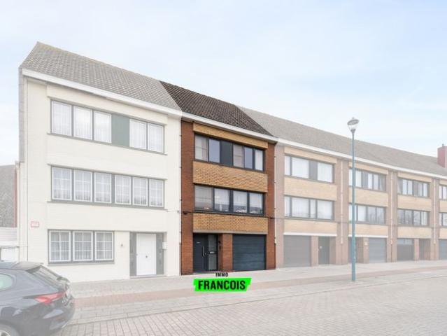 Woning met potentieel op unieke locatie in Mariakerke, Oost…