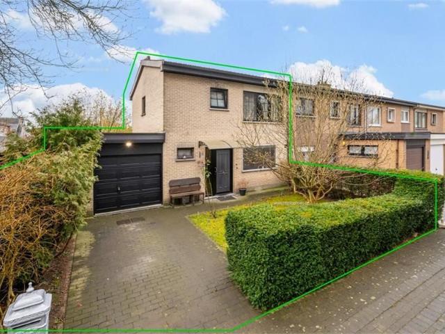 Woning met 3 slaapkamers op doodlopende arm van kindvriendelijke woonwijk