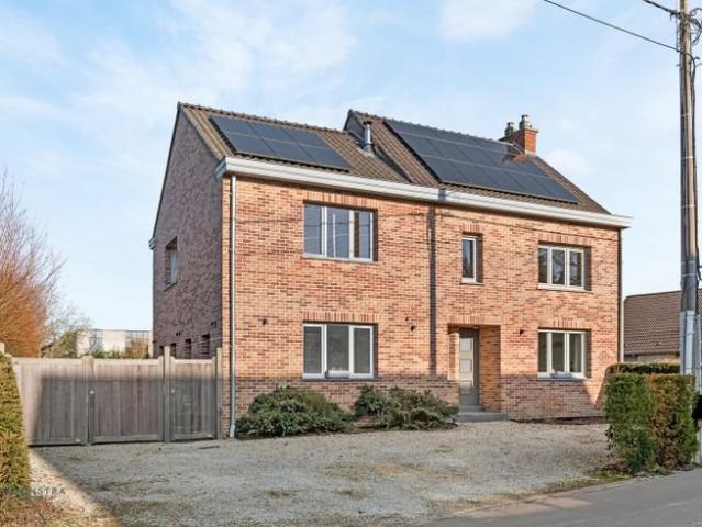 Woning met 3 slpkrs op een perceel van 1283 m² te Tildonk
