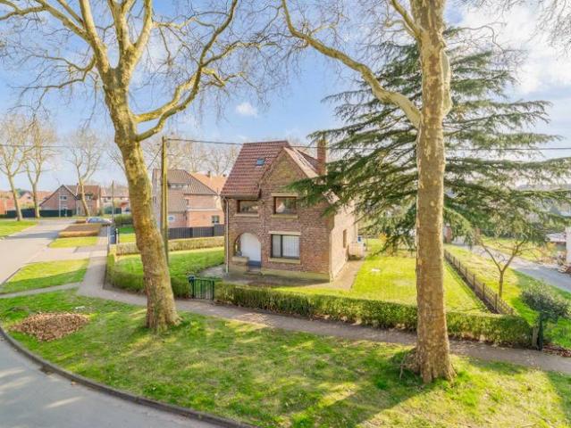 Woning met 5 slaapkamers in Genk