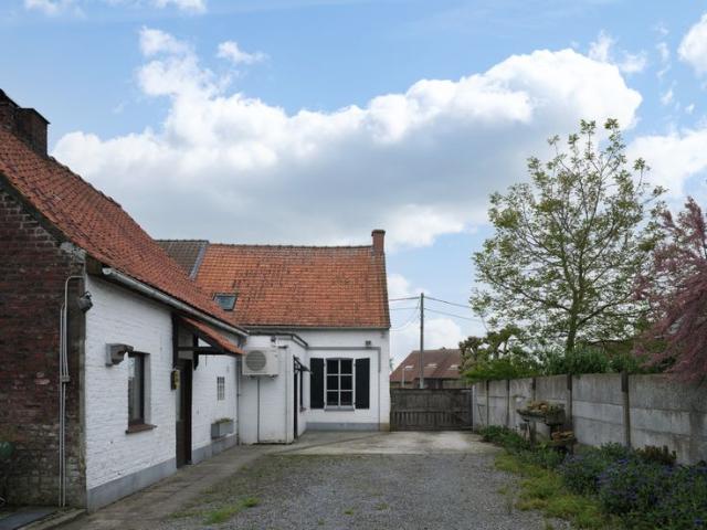 Woning nabij den Berg met grote tuin en loods