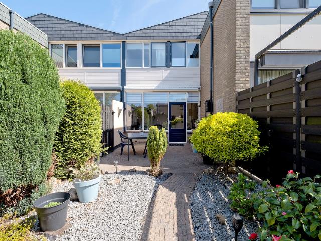 Woning te koop: Ten Oeverlaan 76 9744GK Groningen Vastgoed Nederland