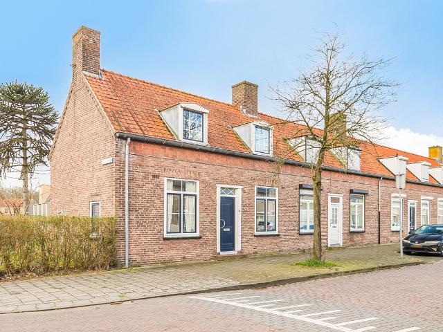 Woning te koop: Trumanlaan 60 4561WD Hulst Vastgoed Nederland