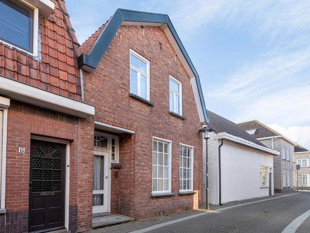 Woning te koop: Tuinstraat 17 4561CS Hulst Vastgoed Nederland