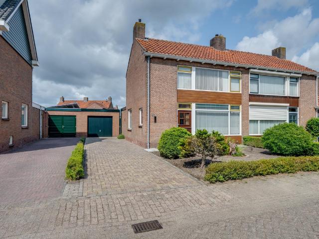 Woning te koop: Turnstraat 16 4741BA Hoeven Vastgoed Nederland