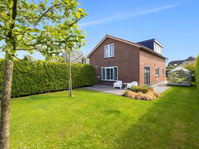 Woning te koop: v d Meerweg 39 3233BW Oostvoorne Vastgoed Nederland