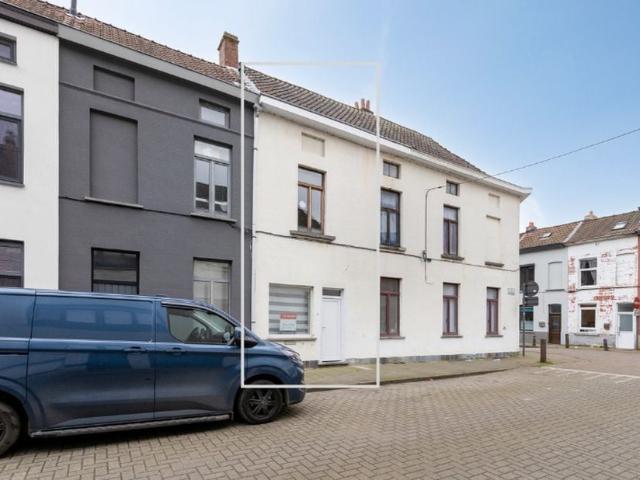 Woning te koop voor 199500 euro met 4 slaapkamers