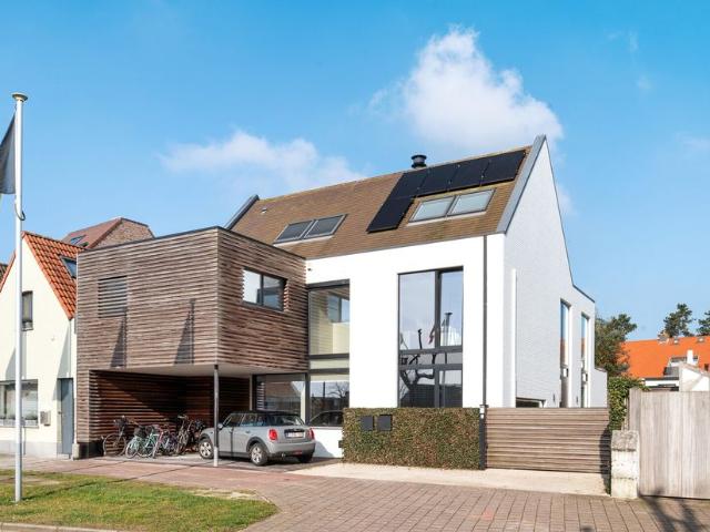Woning te koop voor 1245000 euro met 3 slaapkamers