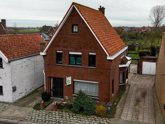 Woning te koop voor 240000 euro met 4 slaapkamers