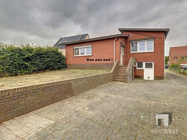 Woning te koop voor 249000 euro met 3 slaapkamers