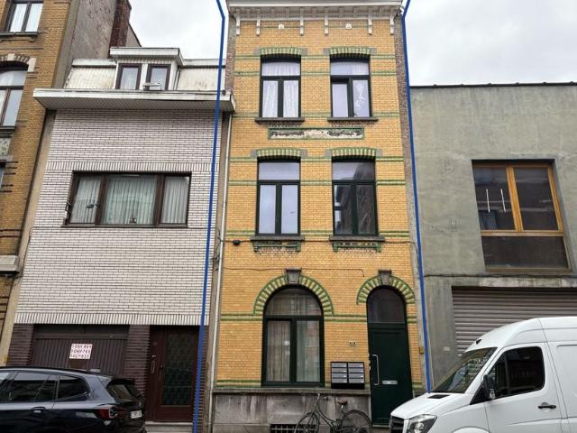 Woning te koop voor 249900 euro met 8 slaapkamers