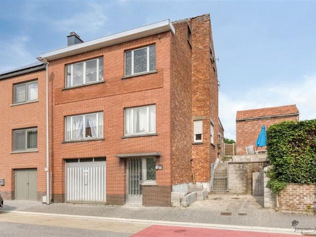 Woning te koop voor 275000 euro met 3 slaapkamers