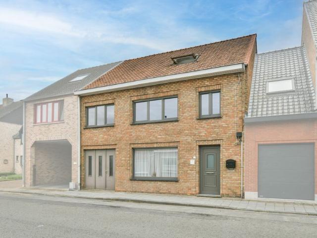 Woning te koop voor 289000 euro met 4 slaapkamers
