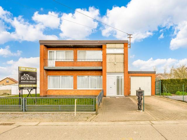 Woning te koop voor 290000 euro met 4 slaapkamers