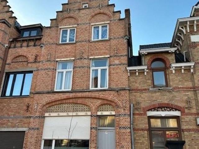 Woning te koop voor 298000 euro met 4 slaapkamers
