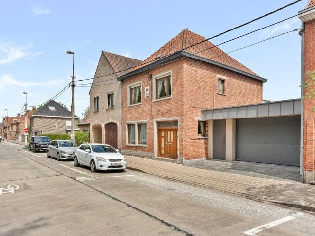 Woning te koop voor 299000 euro met 4 slaapkamers