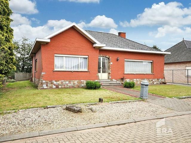 Woning te koop voor 299000 euro met 3 slaapkamers