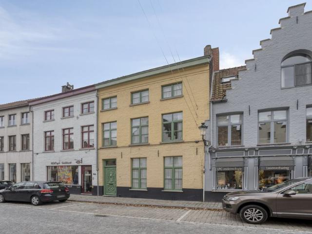 Woning te koop voor 349000 euro met 4 slaapkamers