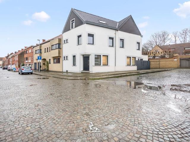 Woning te koop voor 349000 euro met 4 slaapkamers