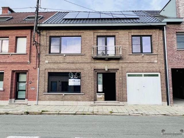 Woning te koop voor 349000 euro met 4 slaapkamers
