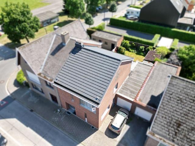 Woning te koop voor 349000 euro met 4 slaapkamers