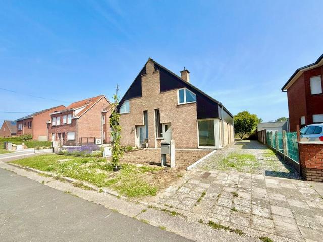 Woning te koop voor 350000 euro met 3 slaapkamers