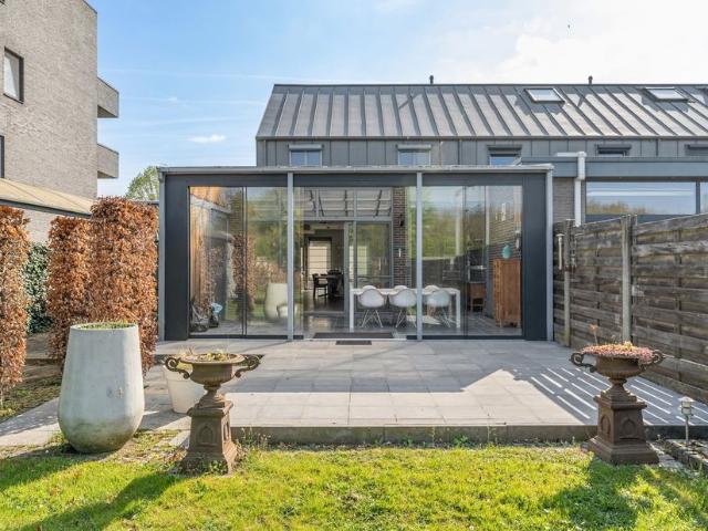 Woning te koop voor 370000 euro met 3 slaapkamers