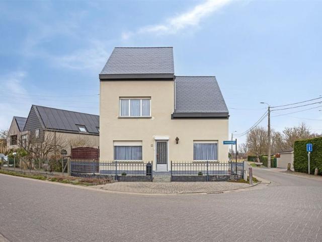 Woning te koop voor 375000 euro met 3 slaapkamers