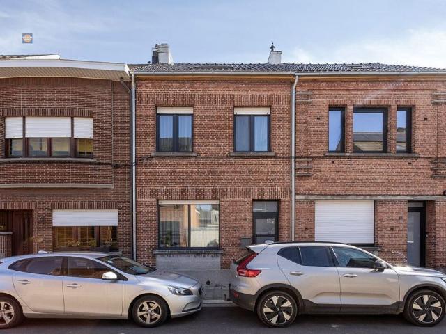 Woning te koop voor 379000 euro met 4 slaapkamers