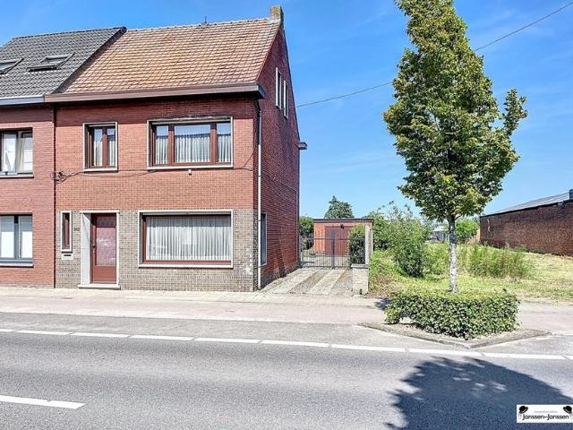 Woning te koop voor 379000 euro met 3 slaapkamers