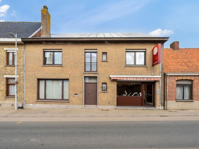 Woning te koop voor 380000 euro met 6 slaapkamers