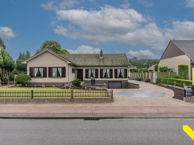 Woning te koop voor 380000 euro met 3 slaapkamers