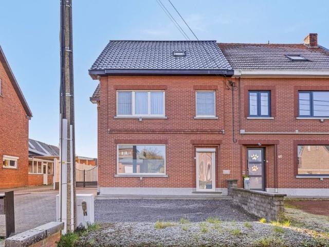 Woning te koop voor 385000 euro met 3 slaapkamers