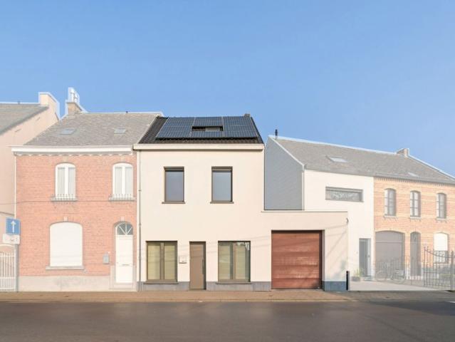 Woning te koop voor 385000 euro met 3 slaapkamers
