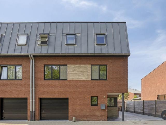 Woning te koop voor 389000 euro met 3 slaapkamers